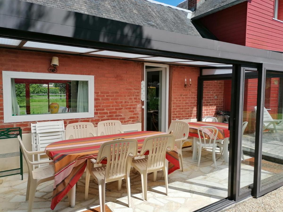 Maison De Campagne Lumineuse Spacieuse Dans Impasse Au Calme A Proximite D'Un Chateau Deux Verandas Grand Jardin Cabane Pour Velos, Pres Port En Bessin Et Bayeux, Proche Plages Du Debarquement Commes Exteriér fotografie