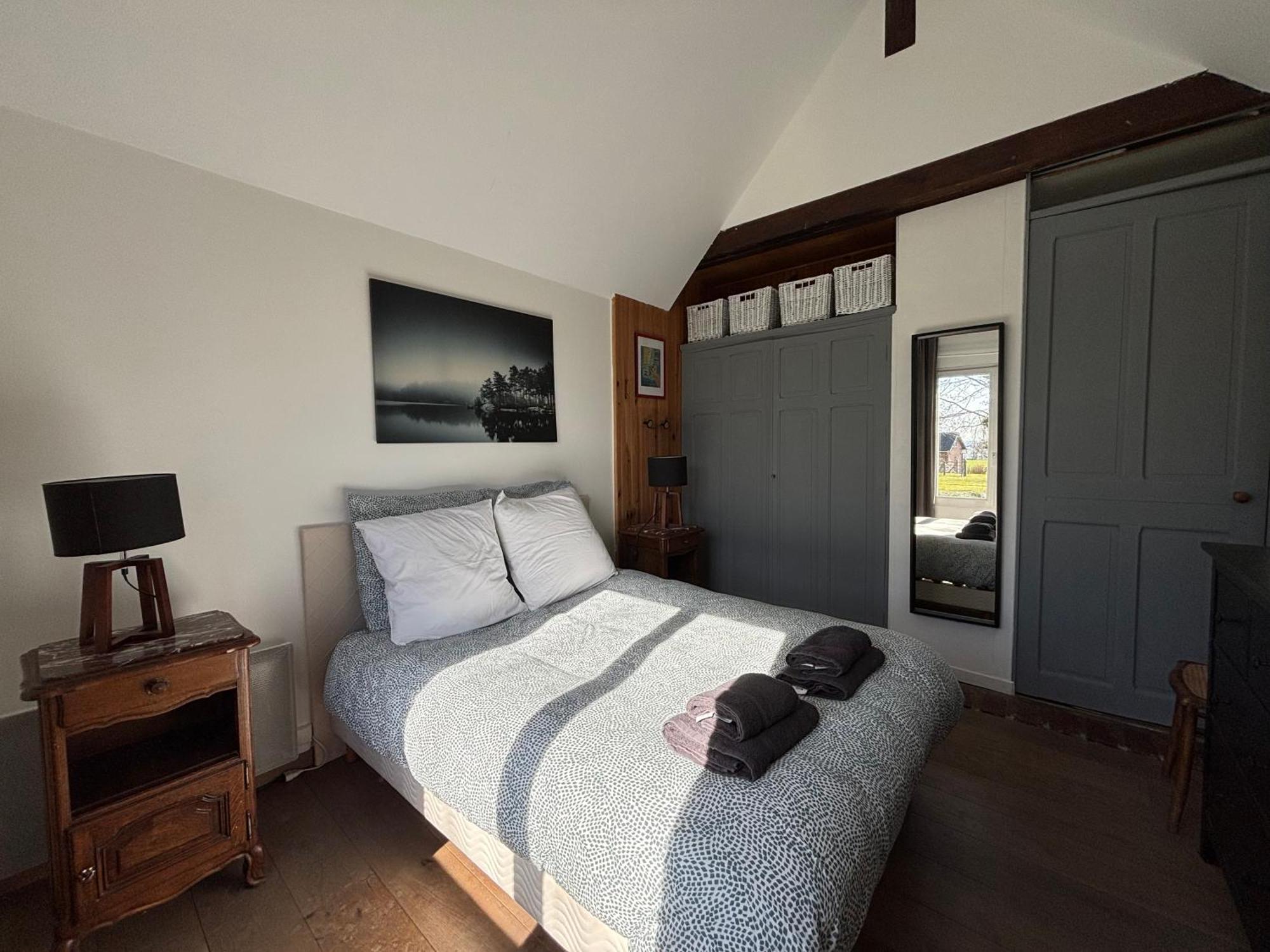 Maison De Campagne Lumineuse Spacieuse Dans Impasse Au Calme A Proximite D'Un Chateau Deux Verandas Grand Jardin Cabane Pour Velos, Pres Port En Bessin Et Bayeux, Proche Plages Du Debarquement Commes Exteriér fotografie