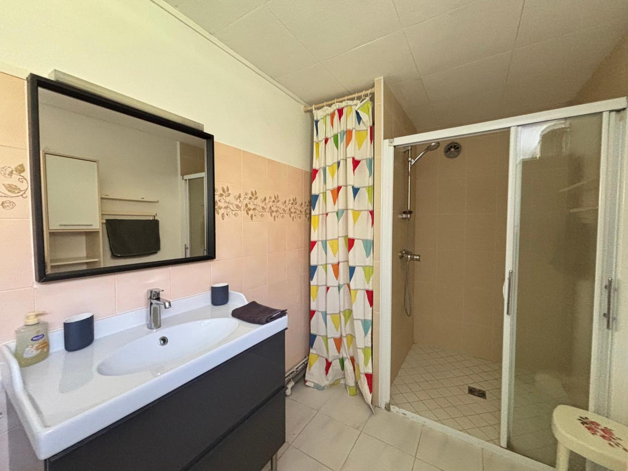Maison De Campagne Lumineuse Spacieuse Dans Impasse Au Calme A Proximite D'Un Chateau Deux Verandas Grand Jardin Cabane Pour Velos, Pres Port En Bessin Et Bayeux, Proche Plages Du Debarquement Commes Exteriér fotografie